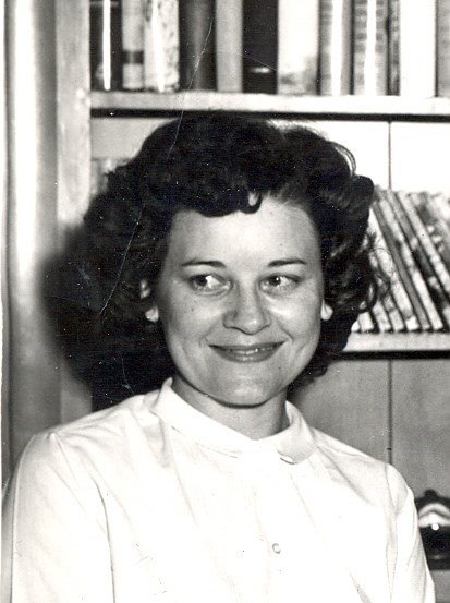 Obituary of Gloria "Jeanne" Woods