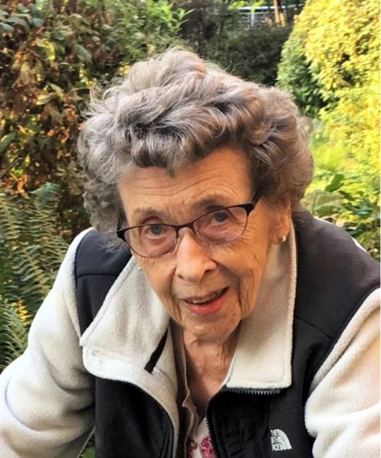 Obituary of Betty Beryl Hayenga