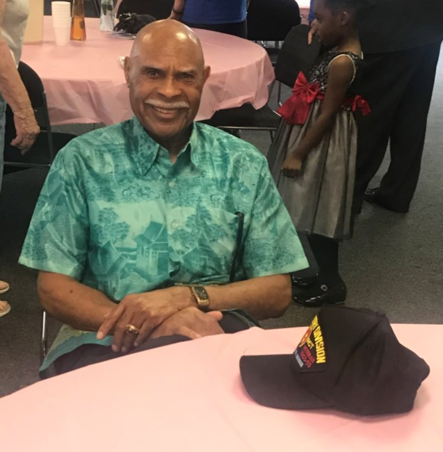 Obituario de John W. Briggs