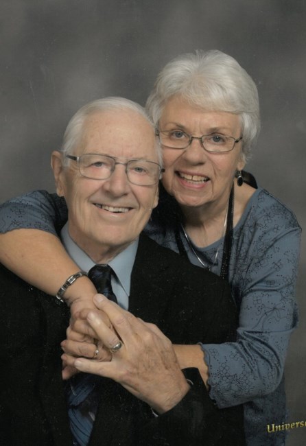 Obituary of Kay H Hinz