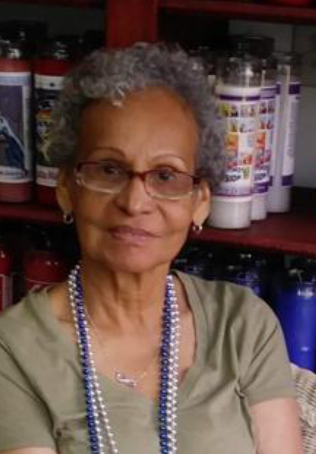 Obituary of Ludmila Antonia Longares Guzman