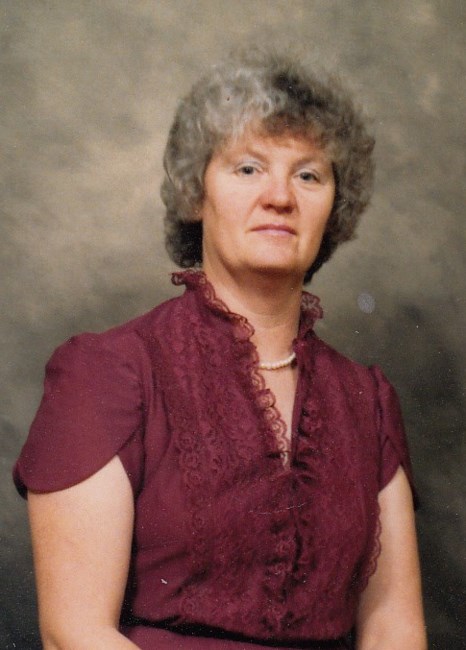 Obituary of Geraldine Holley