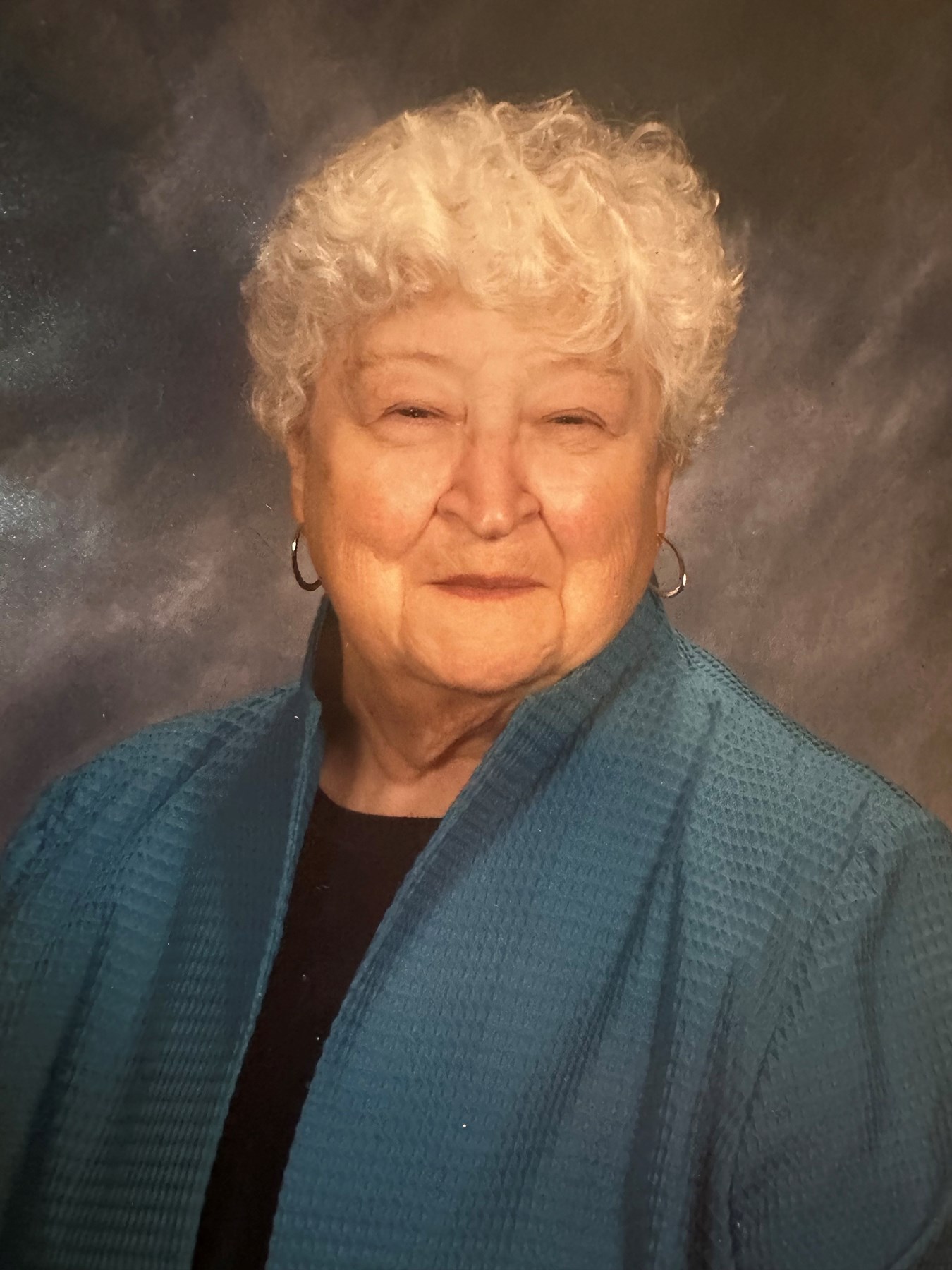 Obituary of Lois J. Veal
