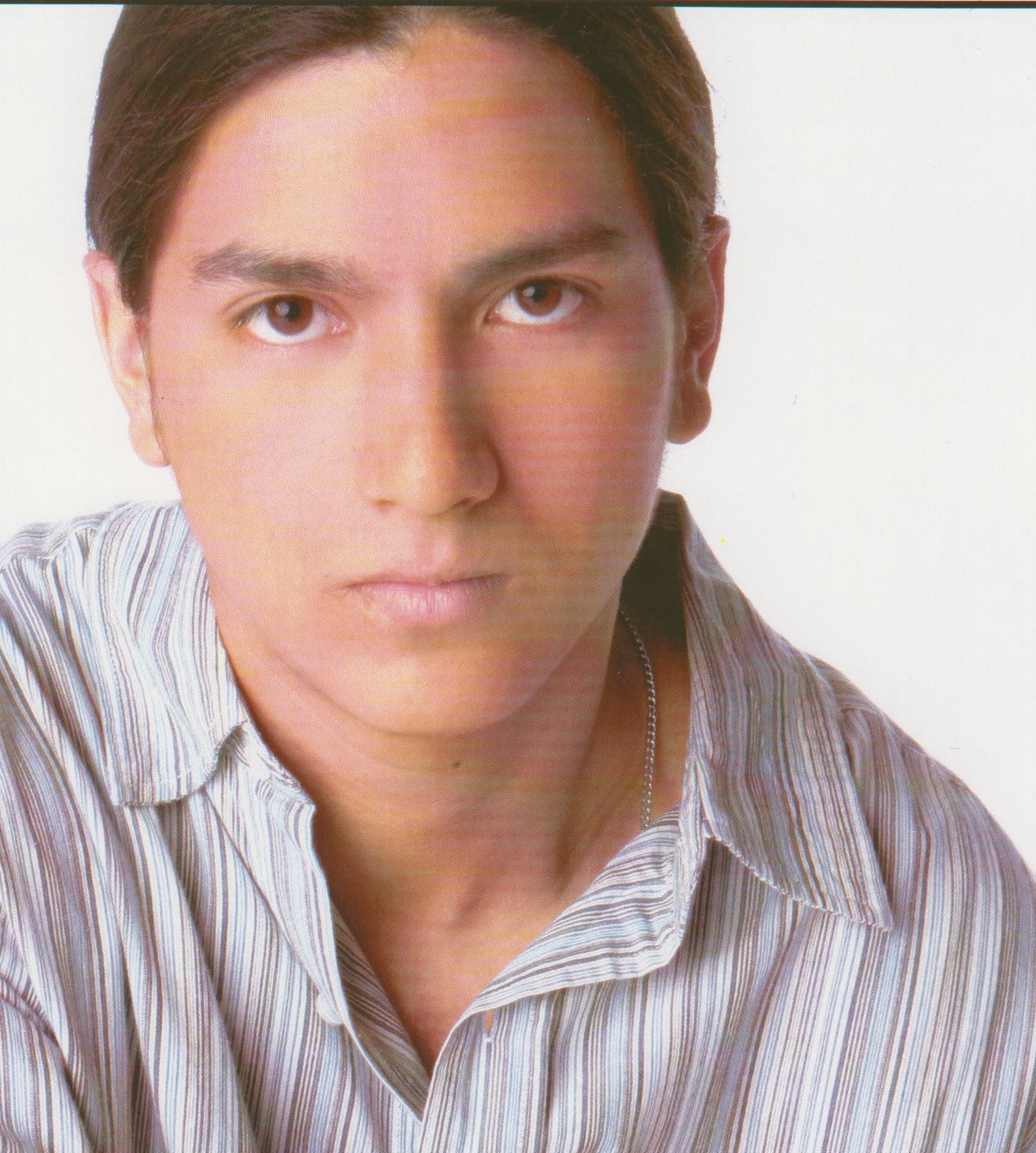 Obituary of Angel Damian Holguin Valencia