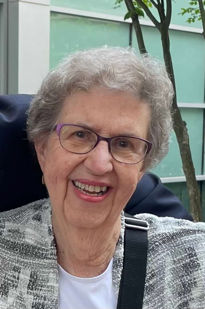 Obituary of Sandra Girard Boll