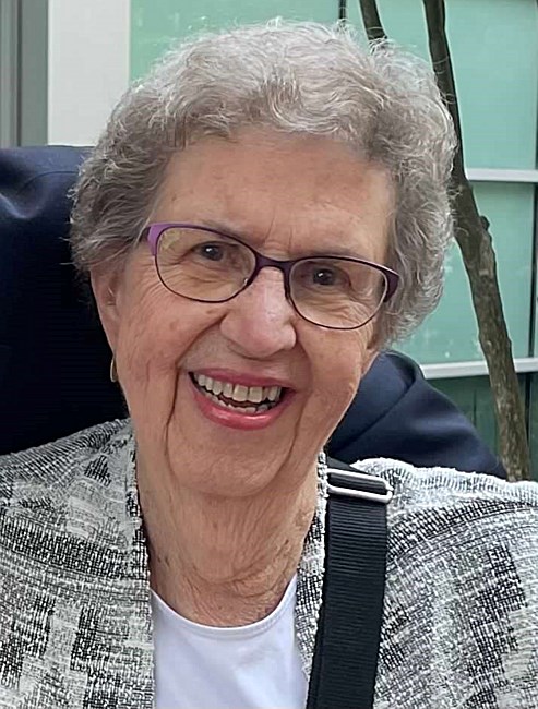 Obituary of Sandra Girard Boll