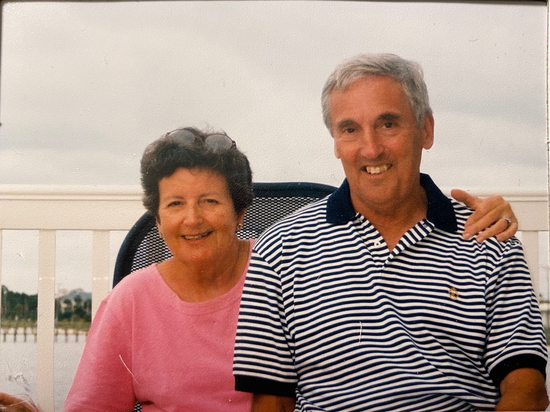 Avis de décès de Hugh Edmund Whitaker