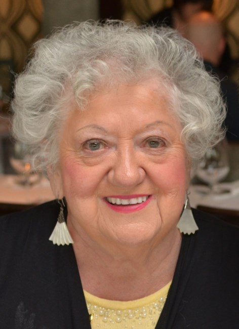 Obituario de Joan Patricia Dwyer