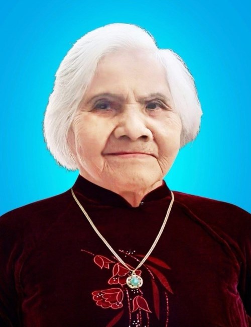 Obituary of Xuyen Tran