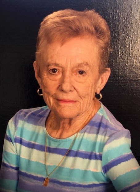 Obituary of Suzanne Bradstreet Winterhalter