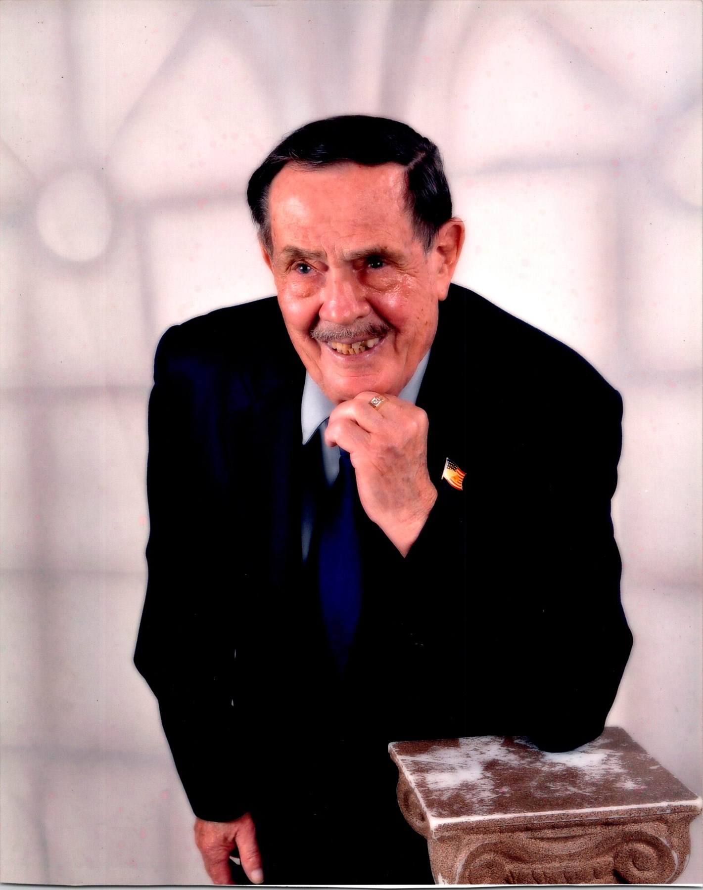 Obituary of Earl Kenneth Quinn