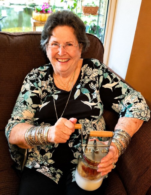 Obituary of Beverly DeVille