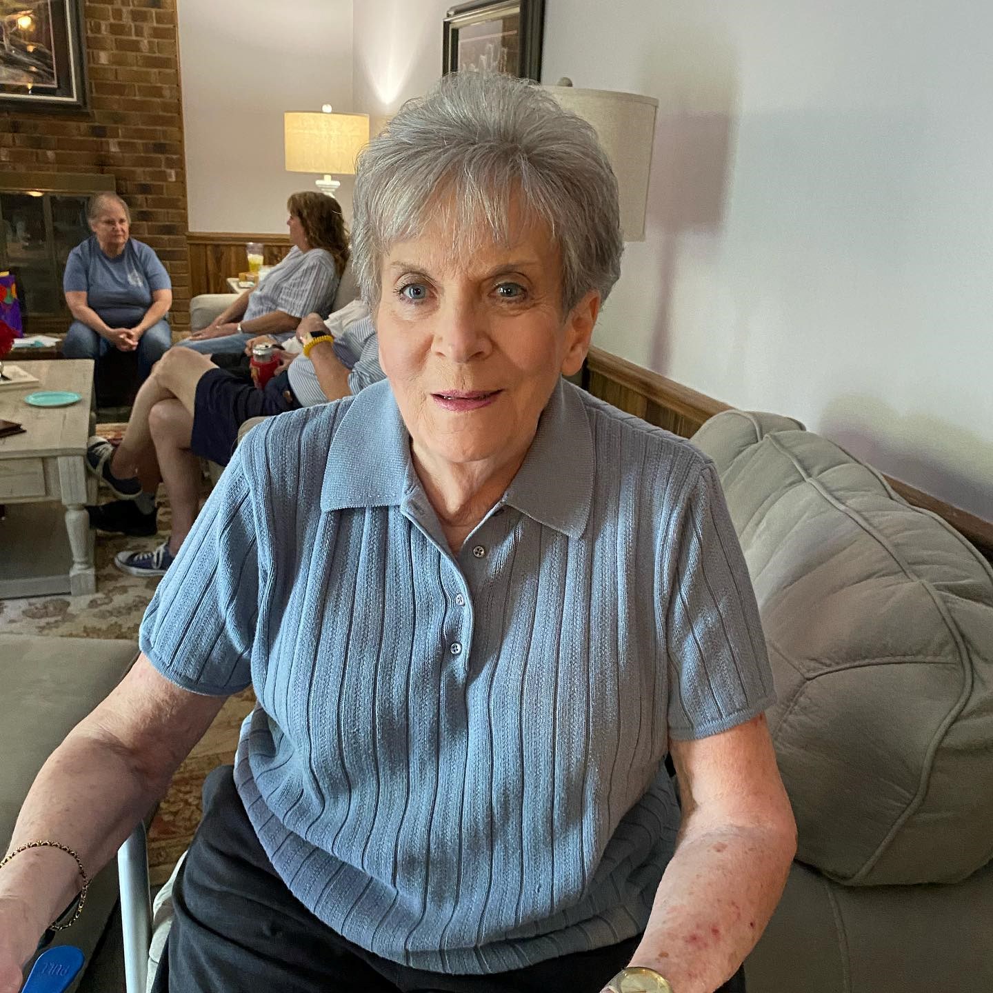 Obituary of Leslie Bluhm Davis