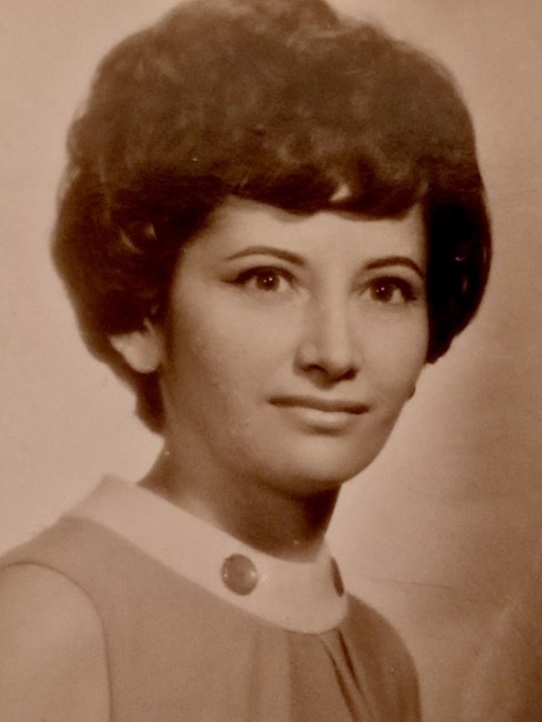 Obituary of Gladys D. Fernandez