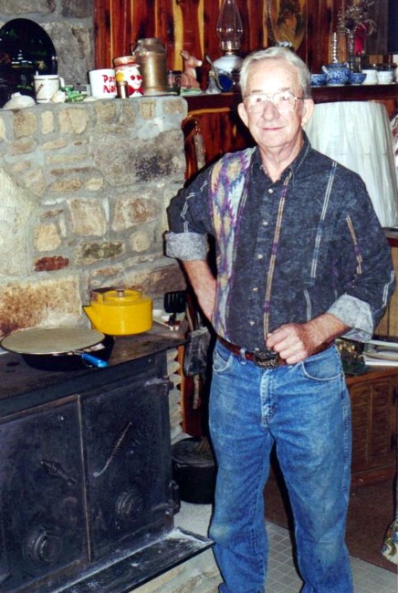 Obituary of Frank Glenn Vess