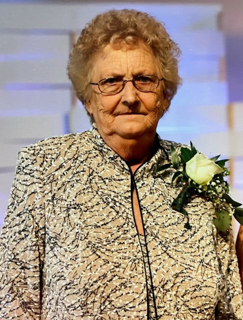 Obituario de Juanita T Lowery