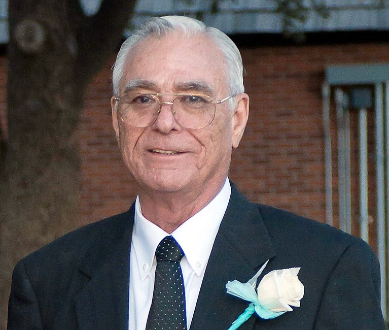 Obituary of Norberto Gallegos Ochotorena