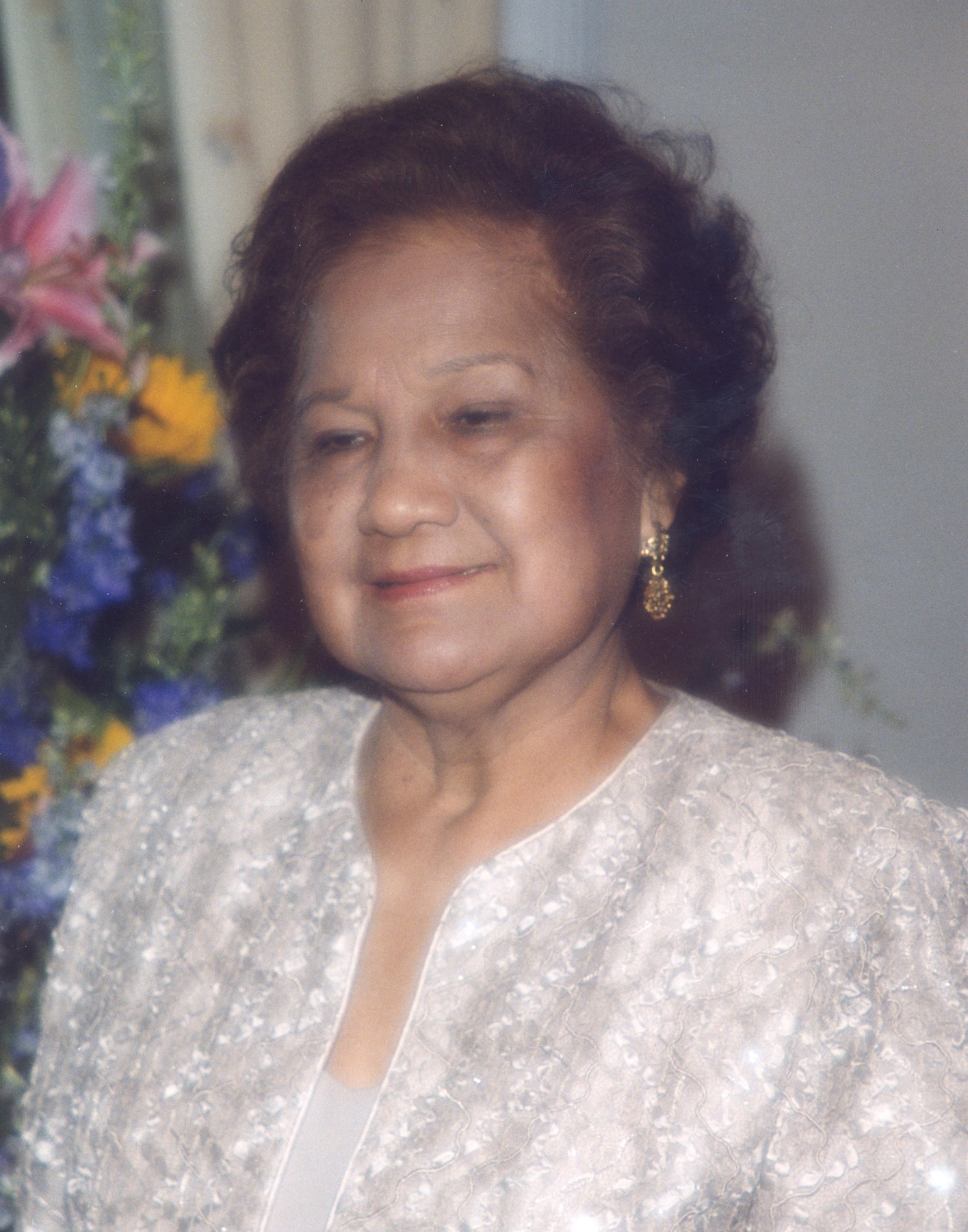 Obituary of Nenita L. Kwan