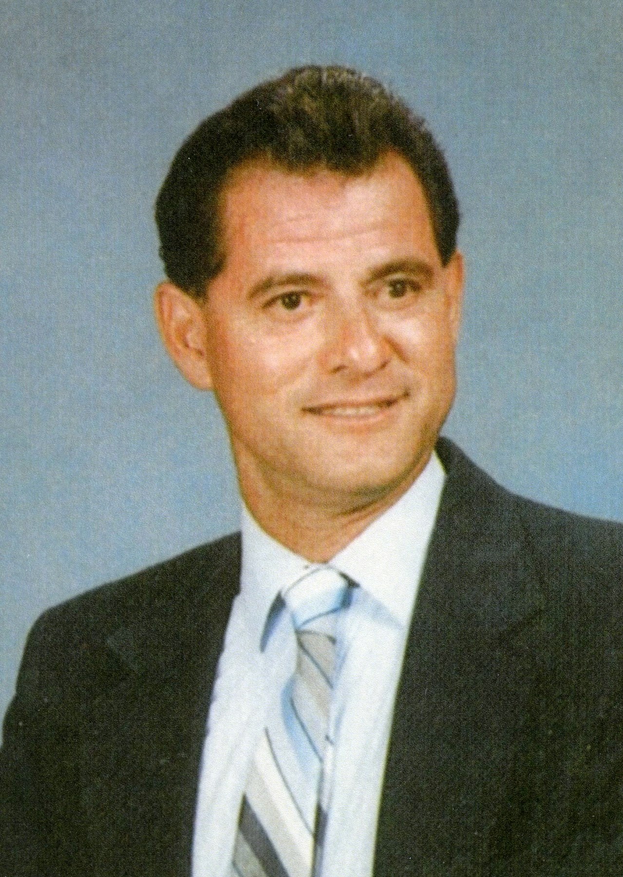 Obituario de Luis Angel Perez