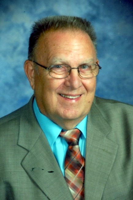 Obituary of Wayne R. Loos