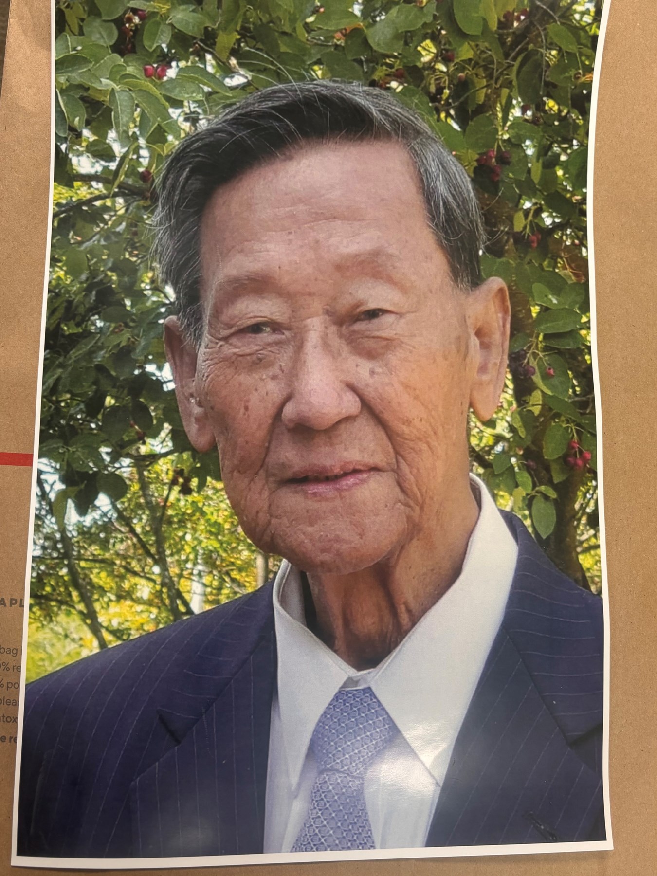 Obituary of Yong Pae Yi