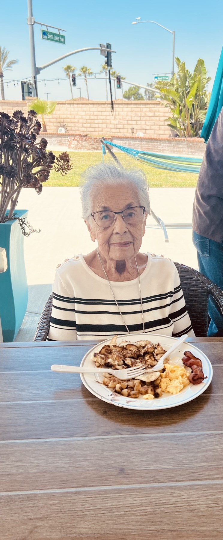 Obituary of Consuelo Medel Zamora