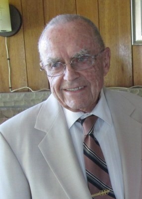 Obituary of Robert J.  Muench, M.D.