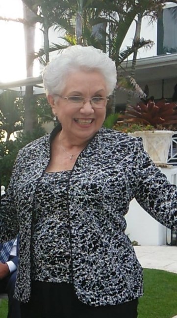 Obituary of Reina Emilia Ochoa