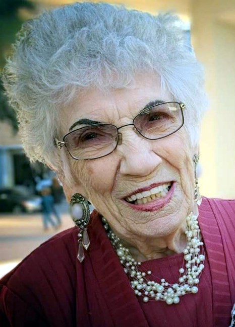 Obituary of Lois Eleanor Dixon