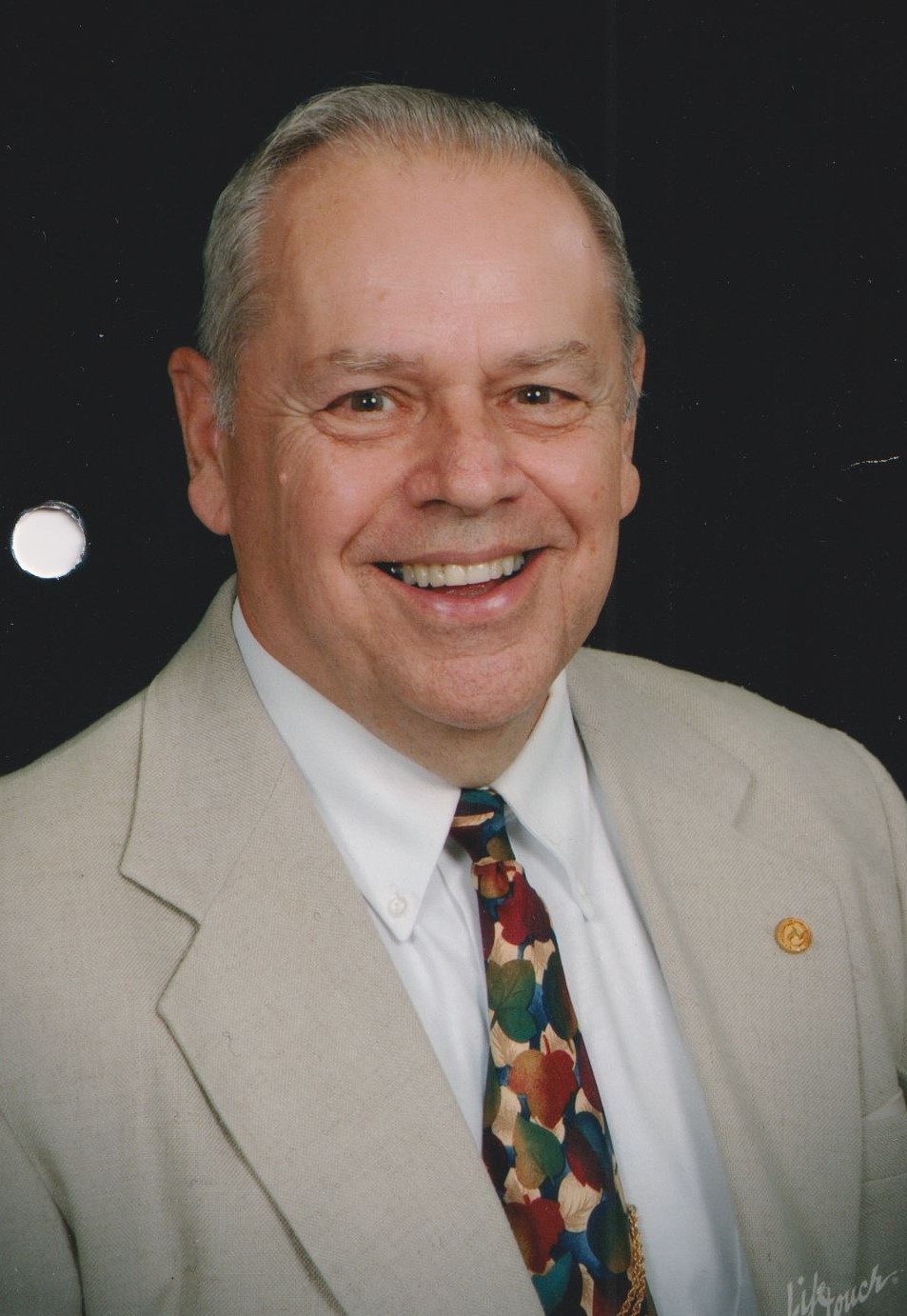 Obituary of Robert Garrett Staples