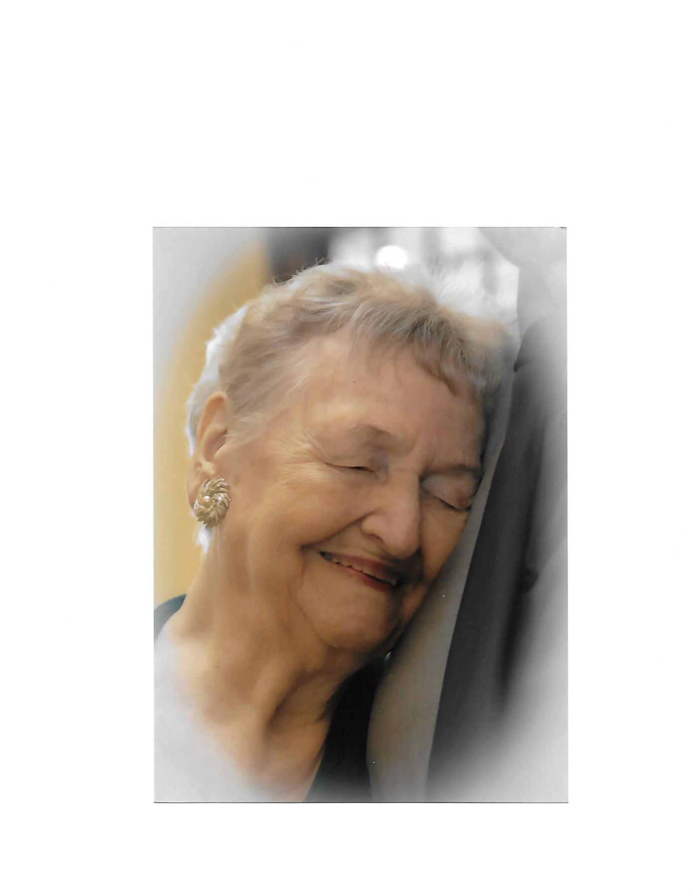 Obituary of Mary Lou E. Saul