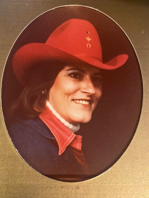 Obituary of Carolyn Kay Fields