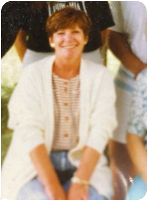 Avis de décès de Kathryn Joyce Russell