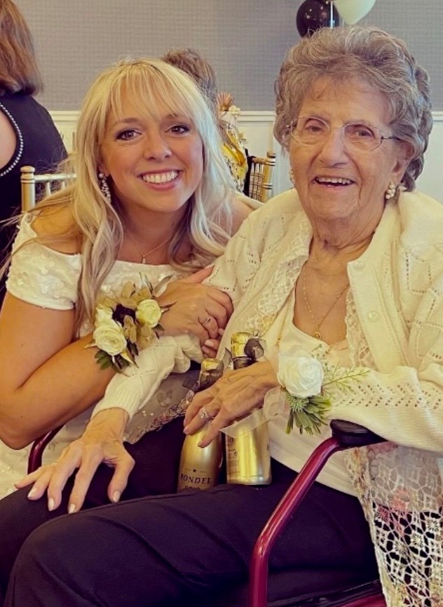 Obituary of Maria Eismin