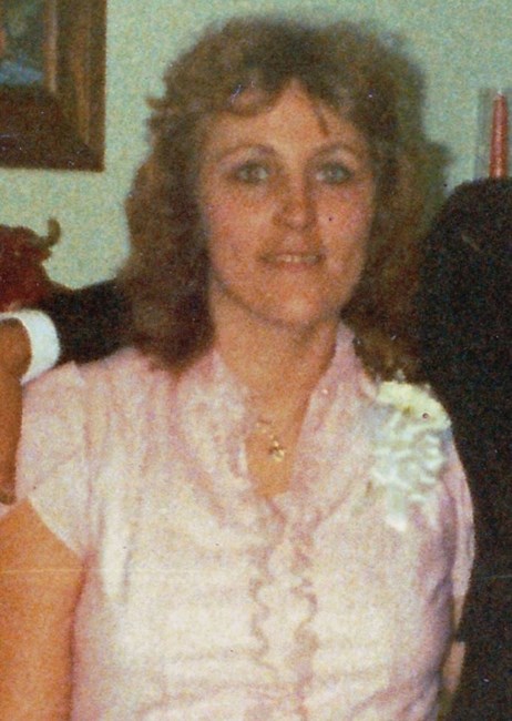 Obituary of Carolyn Jones Lewis