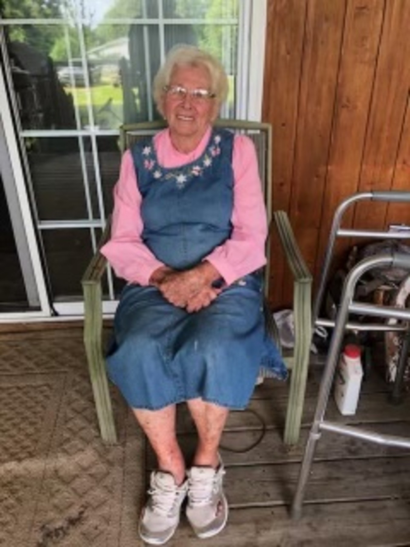 Obituary of Thelma Moore