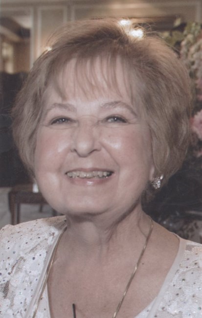 Obituario de Nadine Zech Faro