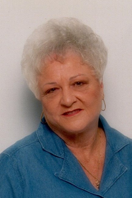 Obituary of Alyne Lancer