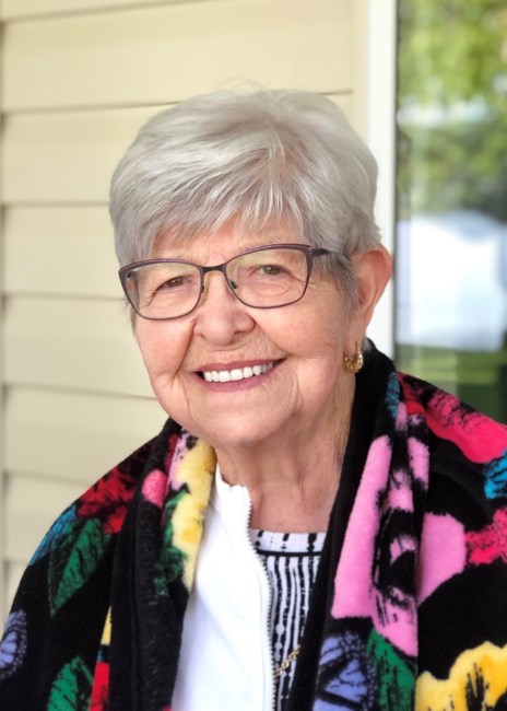 Obituary of Zandra Marguerite (Irwin) Condon
