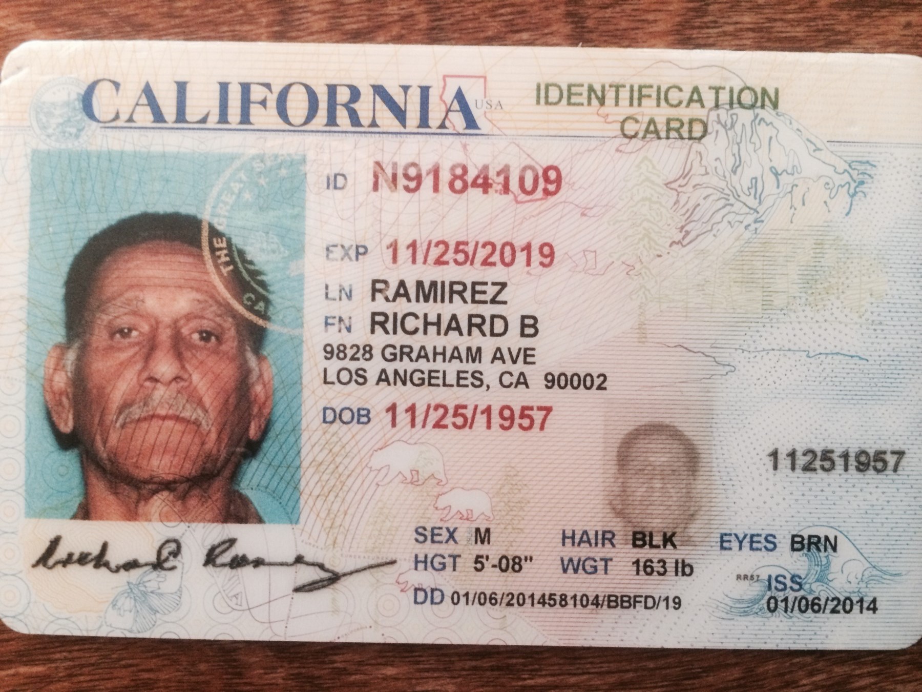 Avis de décès de Richard B Ramirez