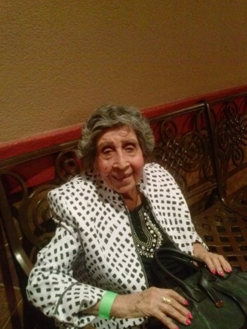 Obituary of Maria J. (Mami Chita) Almaraz