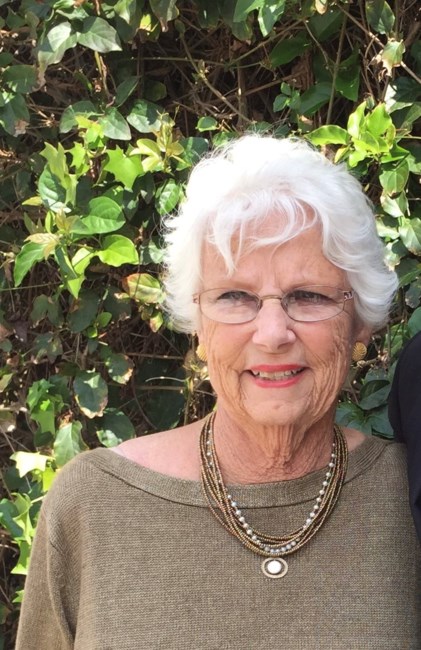 Obituary of Suzanne Fitzgerald Carlson