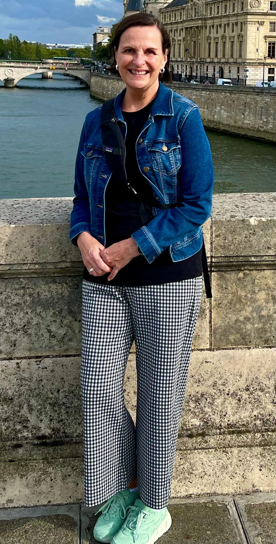 Obituary of Beth Harmount