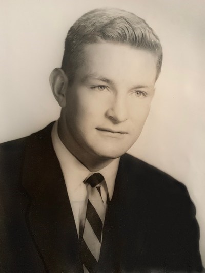 Obituary of Robert Moellering Fry