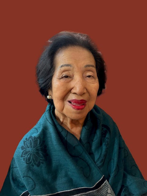 Obituary of Amelia Ocampo Aure