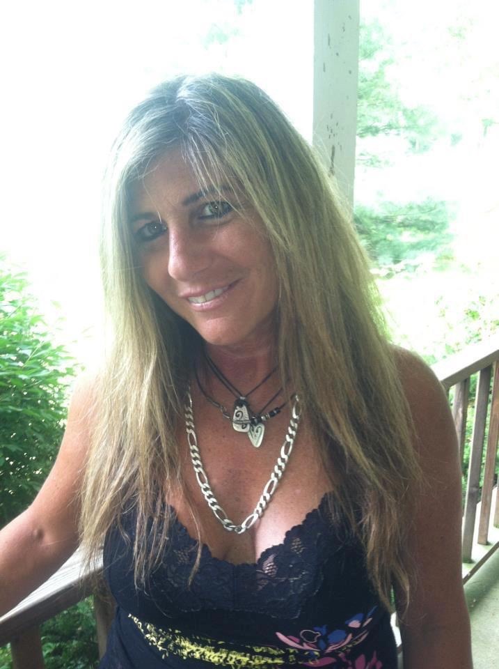 Obituary of Lisa Lee Petronzio