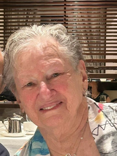 Obituario de Arlene Hulak