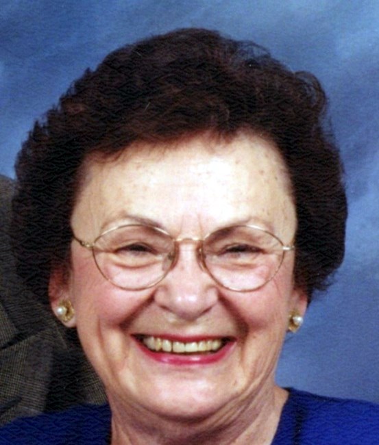 Obituario de Christine B. Preast