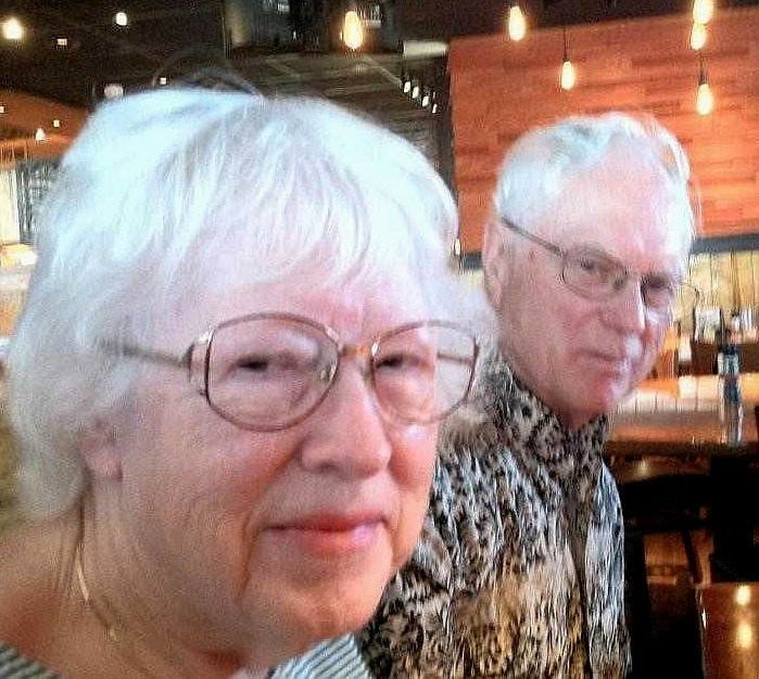 Obituary of Mary & Stan Woodson