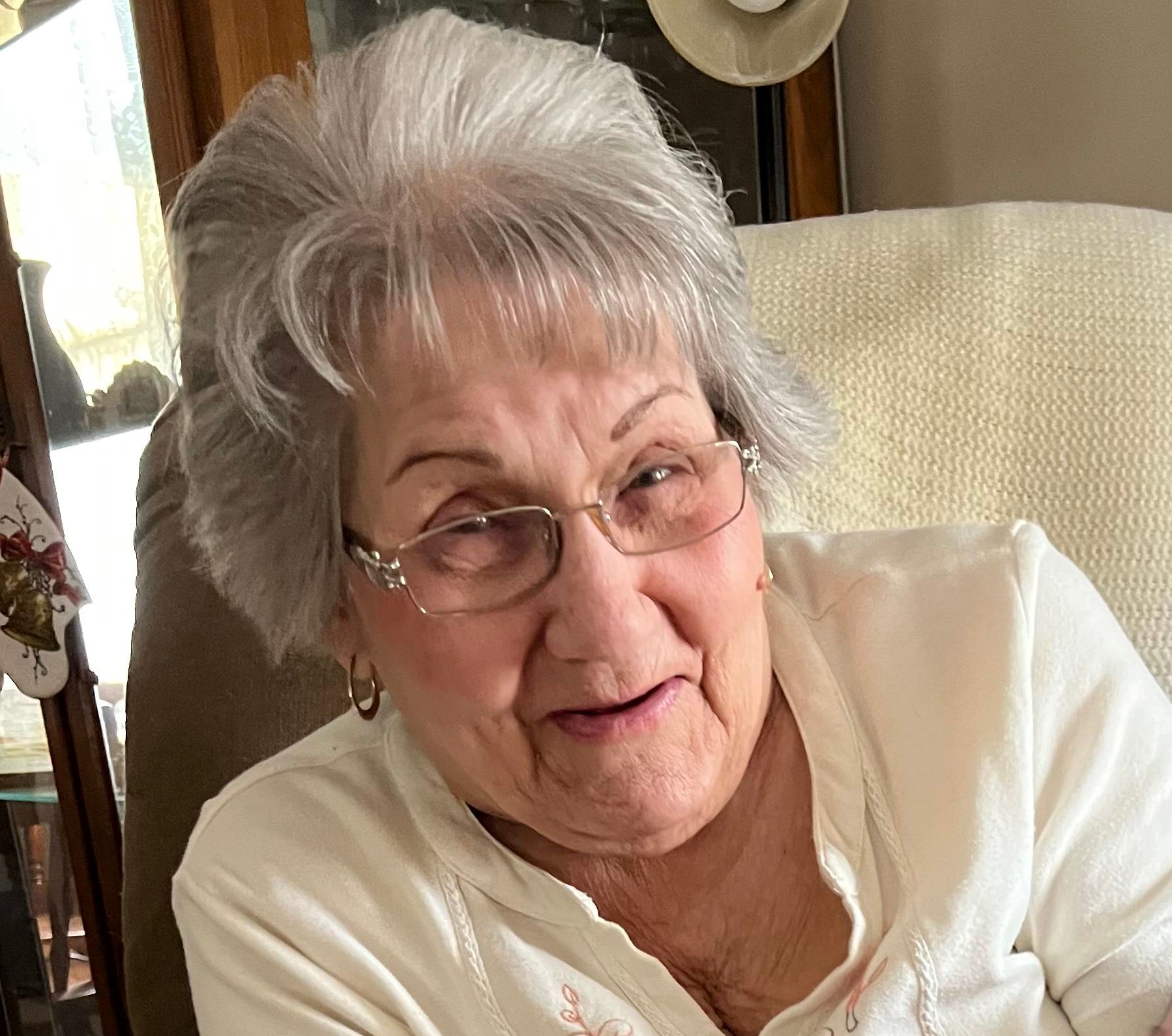 Obituary of Marlene Holcomb